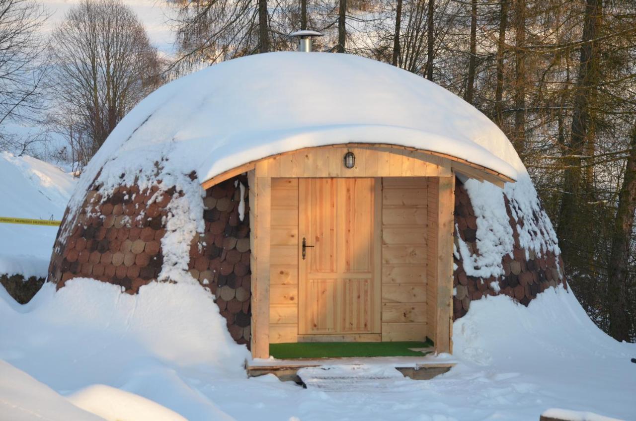 Dom Goralski Kamilux Nowy Targ Exteriör bild